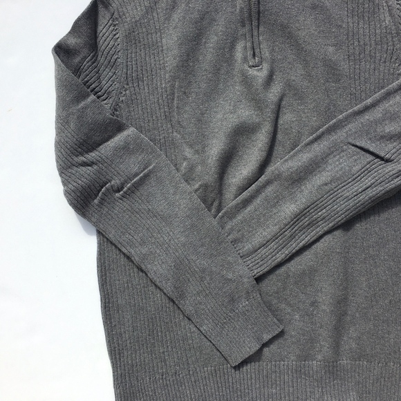 Calvin Klein Light Grey Cotton 1/4 zip sweater M - Picture 3 of 7